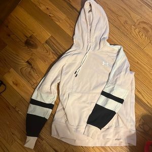 under armour sweatshirt, size L